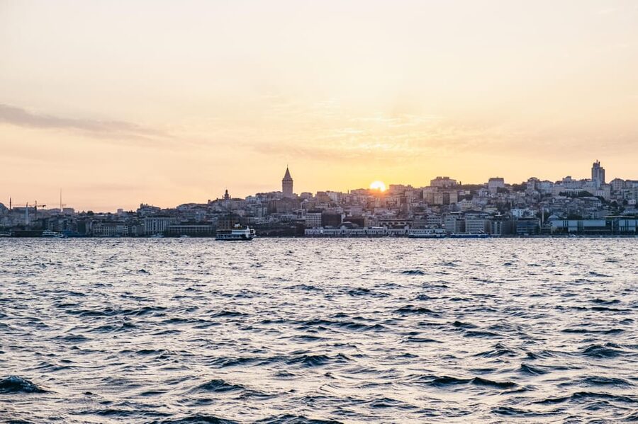 Istanbul: Bosphorus Sunset Cruise on a Luxury Yacht - Key Things to Know Before You Go