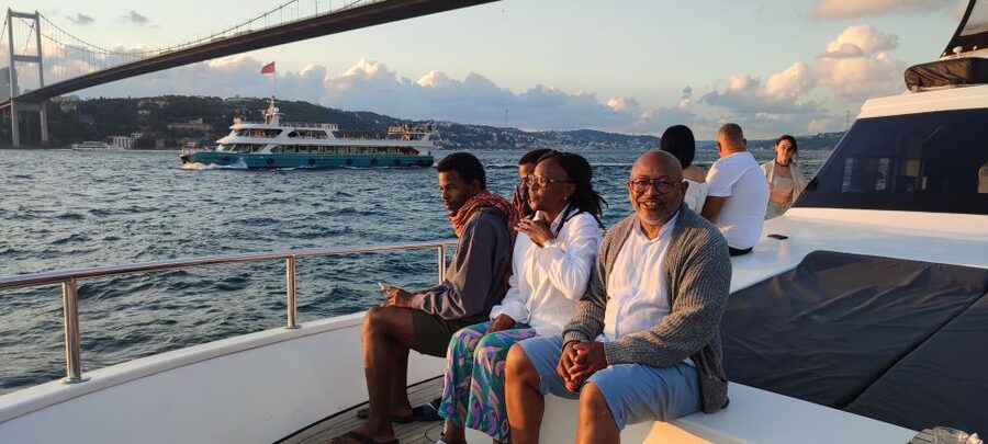 Istanbul: Bosphorus Sunset Cruise on Yacht with Live Guide - Key Highlights You Will Feel Right Away