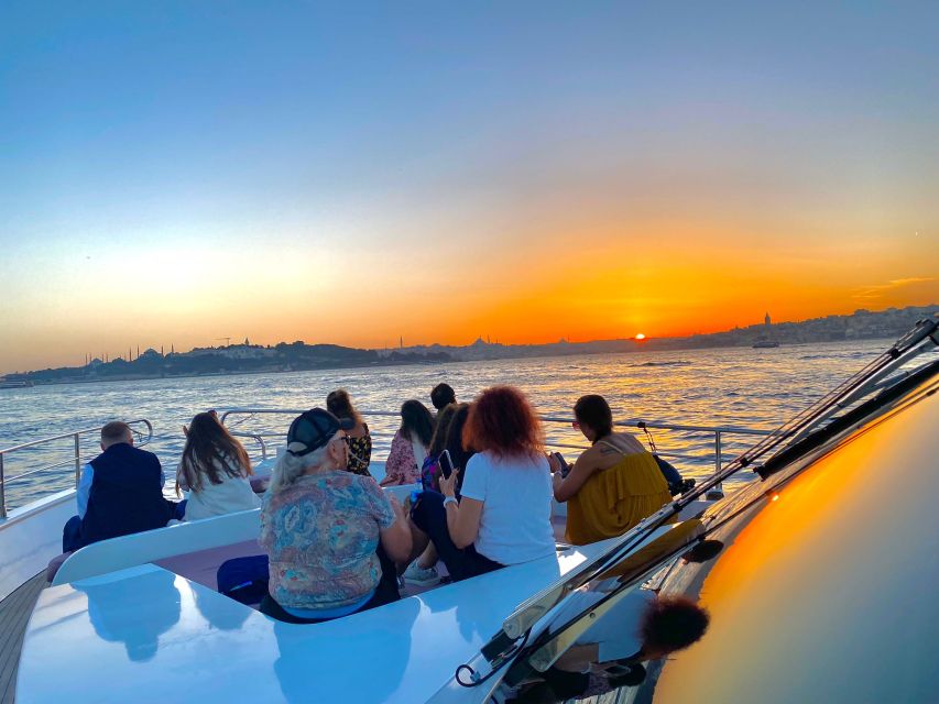Istanbul: Bosphorus Sunset Cruise with Dinner - Should you book this Bosphorus sunset cruise?