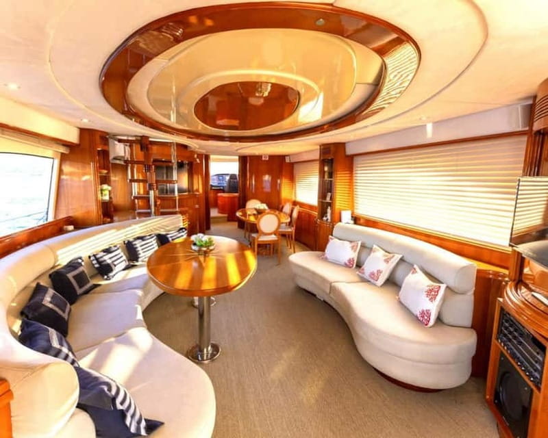 Istanbul: Bosphorus Sunset or Night Yacht Cruise & Transfers - Transfers in Istanbul: the pickup and drop-off reality check