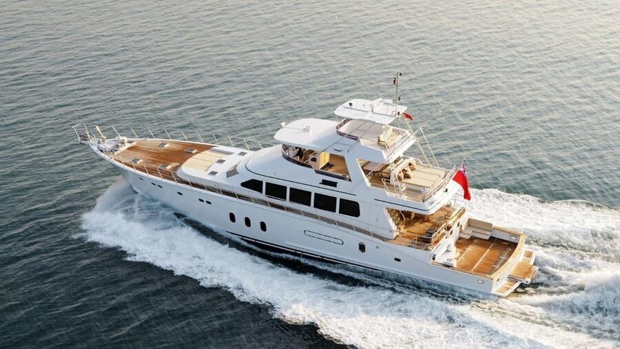 Istanbul: Bosphorus Yacht Cruise - The first stretch: cruising the Bosphorus with coffee or tea in hand