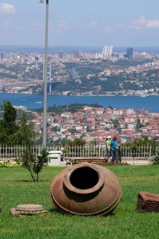 Istanbul: City Hightlights Bus Tour and Bosphorus Cruise - Beylerbeyi Palace: A Timed Visit With Admission Included