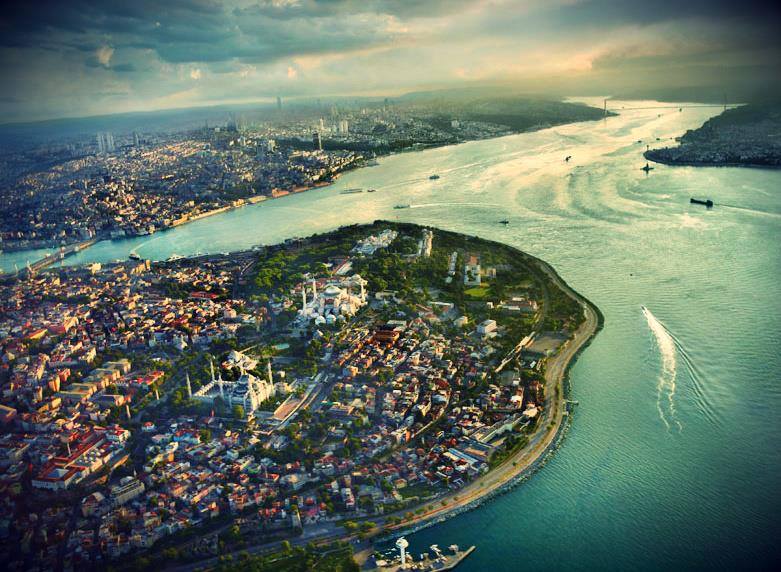 Istanbul City Sightseeing Tour & Turkish Dinner & Show - Topkapi Palace and the Hippodrome: Power, Pageantry, and Reality
