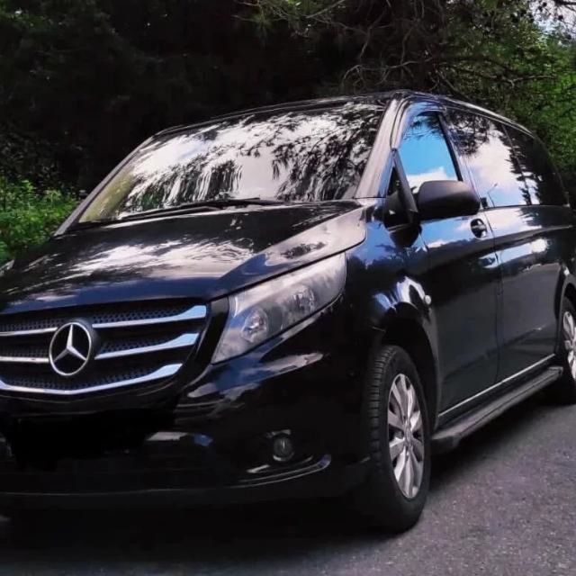 Istanbul: Customizable Sightseeing Private Driving Tour - Luxury car comfort, plus the small perks that matter