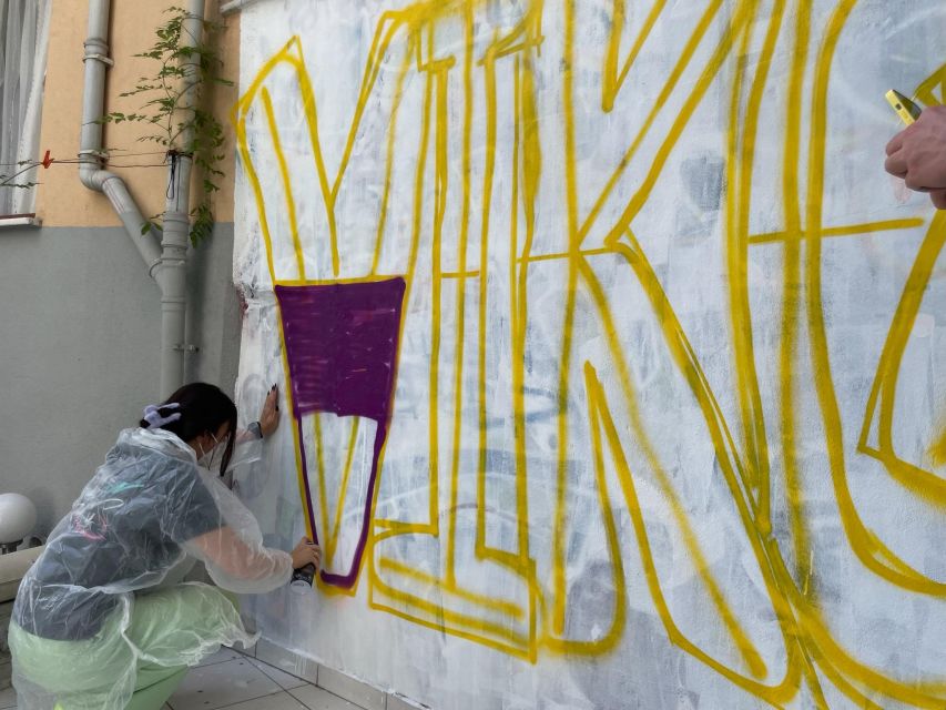 Istanbul: Do Street Art with Local Artists at Home Garden - Price and value: what $94 really buys you in Istanbul