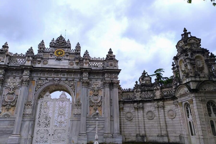 Istanbul: Dolmabahce Palace and Harem Skip-the-Line Ticket - Audio guide strategy: how to make it feel like more than rooms