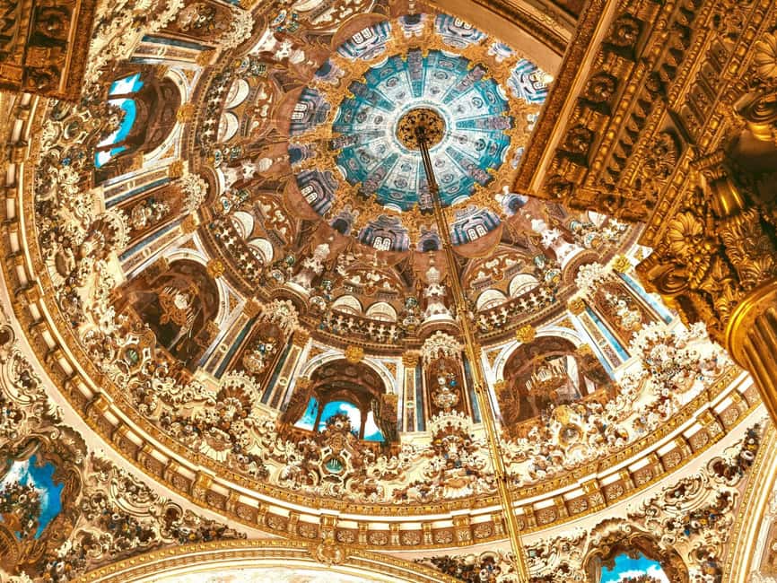 Istanbul:Dolmabahce Palace Skip-the-Line Entry & Audio Guide - Pacing tips so it feels leisurely, not rushed