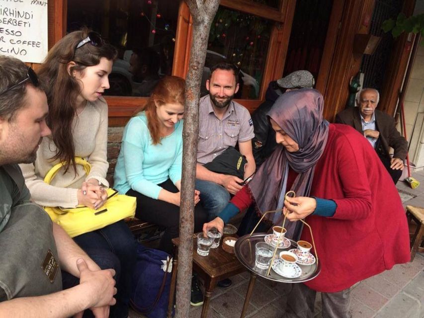 Istanbul: Fener, Balat, Old Greek and Jewish Quarter Tour - Where the tour starts: the Spice Bazaar gate and a smooth tram jump