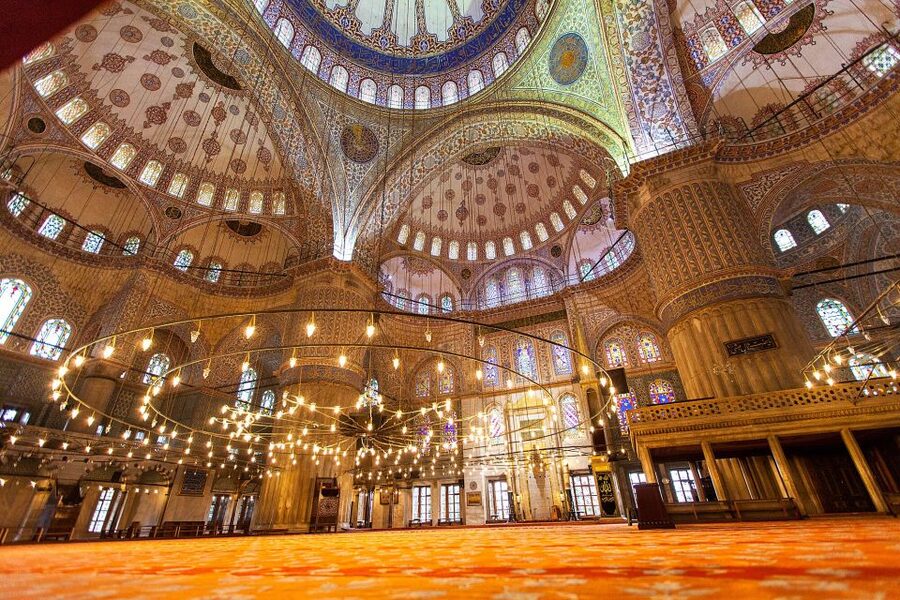 Istanbul: Full-Day Guided Tour of the Old City - Topkapi Palace: the Ottoman treasury rooms you’ll remember