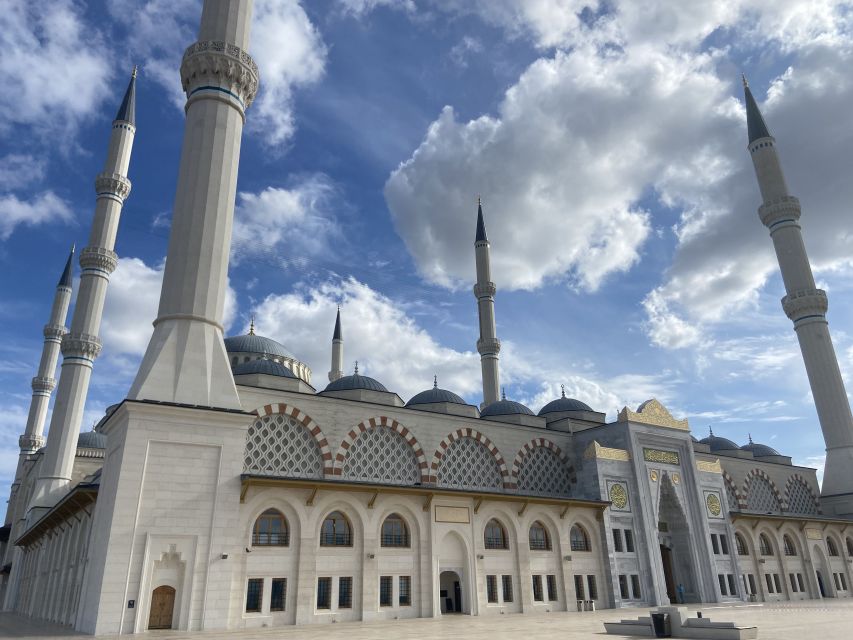 Istanbul: Full-Day Imperial & Asia Small Group Tour - Grand Bazaar Time: Shopping, Crafts, and Sunday Alternatives