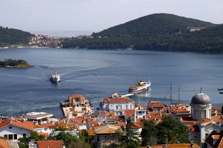 Istanbul: Full Day Princes Islands Guided Tour with Lunch - The Marmara Sea Cruise, Calm Water, and a Boat That Packs In