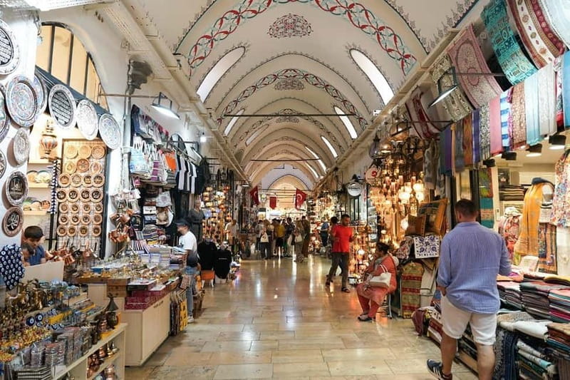 Istanbul: Full Day Private Guided Tour for Iconic Landmarks - Topkapi Palace: Ottoman Power, Courtyards, and Garden Views