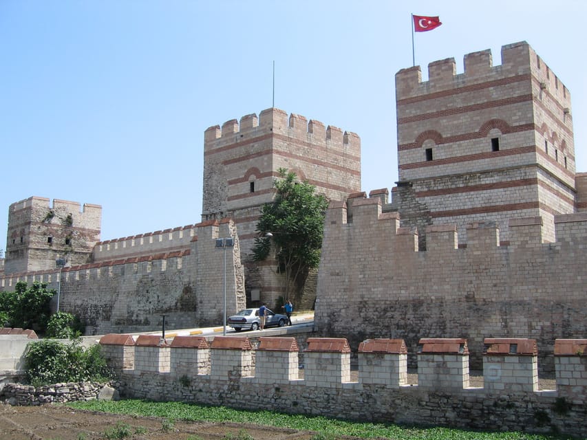 Istanbul: Guided City Highlights Day Trip - Key things you’ll notice on this Istanbul highlights day