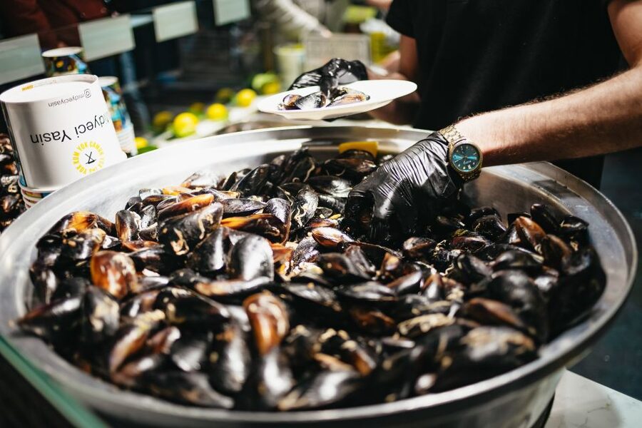 Istanbul: Guided Food and Culture Tour - Çay in a tulip shaped glass and the coffee tasting moment