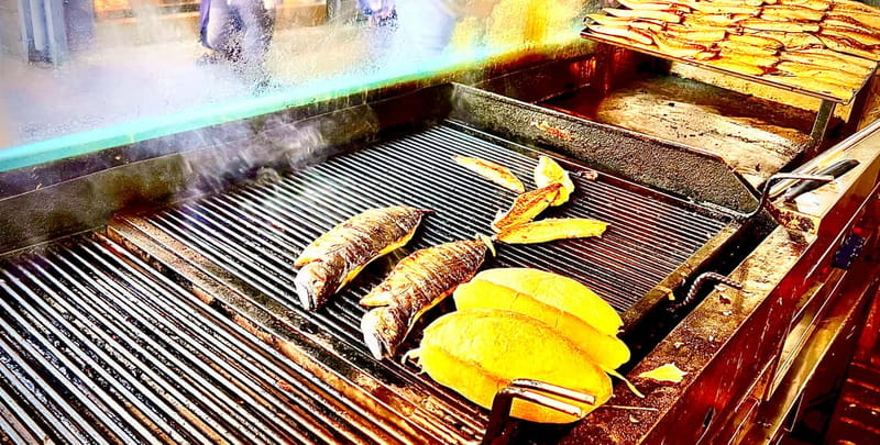 Istanbul: Guided Food Tour with Ferry Ride and Tastings - Ferry ride across Istanbul: the break that keeps the day from feeling rushed
