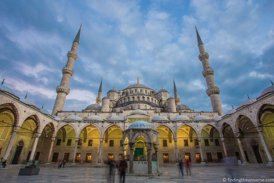 Istanbul: Guided Old City Tour and Bosphorus Sunset Cruise - Topkapi Palace: walking through the shape of imperial power