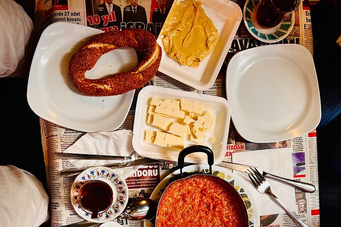 Istanbul Guided Street Food Tour Around European and Asian Sides - Timing, meeting points, and how the day will feel in real life