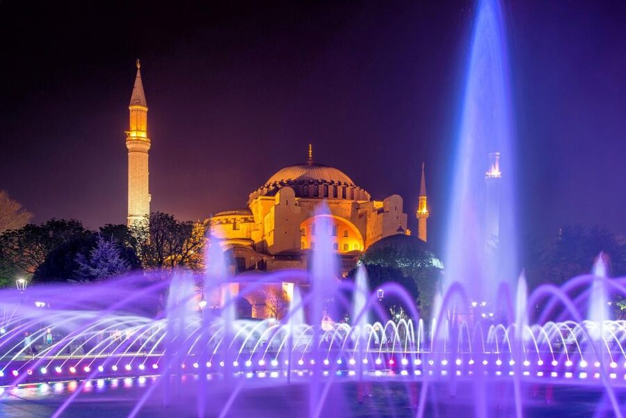 Istanbul: Hagia Sophia, Blue Mosque, and Grand Bazaar Tour - Who should book this tour, and who should skip it