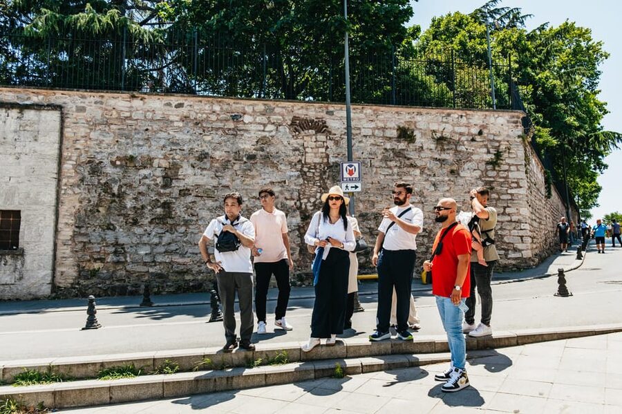 Istanbul: Hagia Sophia, Blue Mosque, Suleymaniye Mosque Tour - Key takeaways