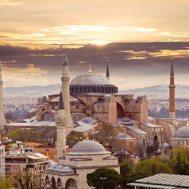Istanbul: Hagia Sophia Guided Tour with Optional Ticket - Meeting Across Hagia Sophia: Where to Find Your Guide