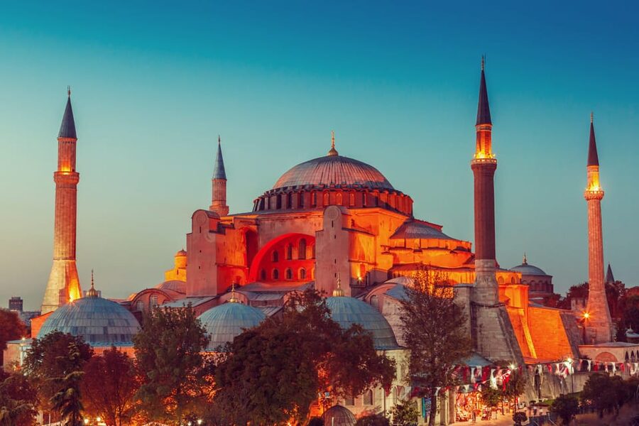 Istanbul: Hagia Sophia Skip-the-Line Ticket with Audio Tour - Inside Hagia Sophia Mosque: How the Self-Paced Visit Feels