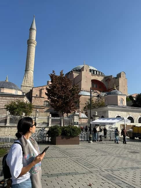 Istanbul: Hagia Sophia Ticket with Audio Guide & Blue Mosque - Using the Hagia Sophia audio guide: what you will focus on