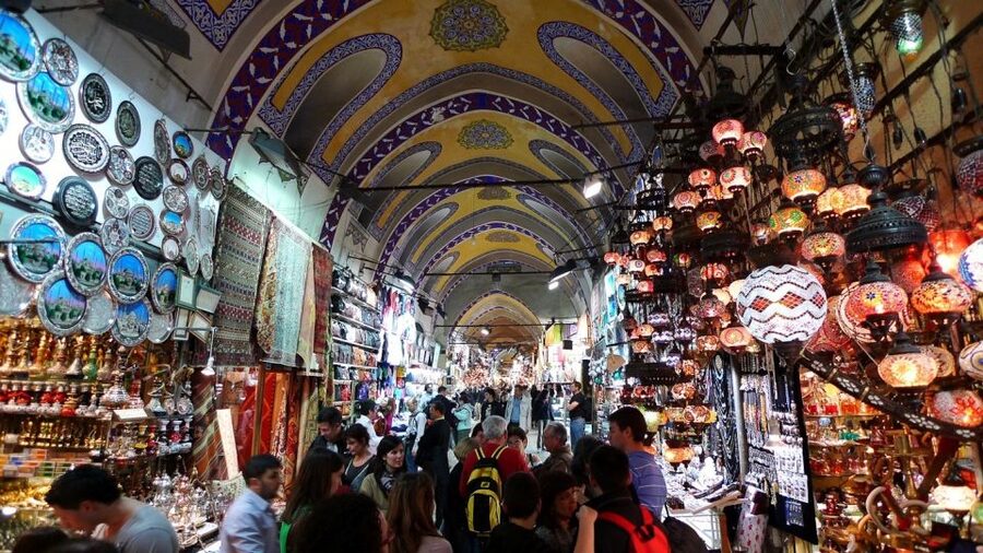 Istanbul: Half-Day Highlights Guided Tour with Transfer - Key highlights at a glance