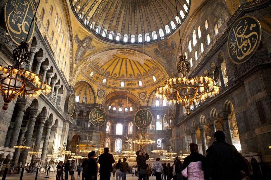 Istanbul: Half-Day Highlights Guided Tour with Transfer - Hagia Sofia Mosaics: Justinian’s 6th-Century Interior