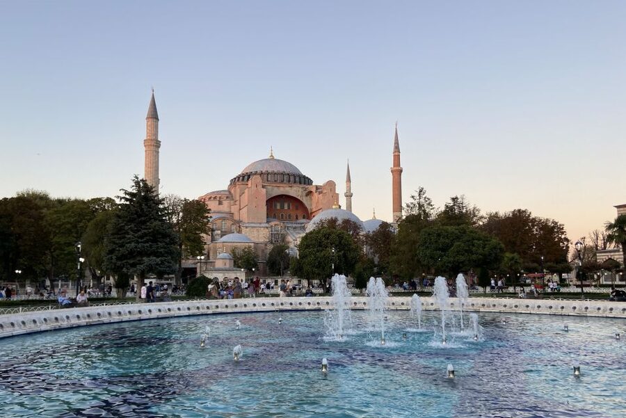 Istanbul: Half-Day Morning Hagia Sophia & Blue Mosque Tour - Sultanahmet Square, the Hippodrome, and the German Fountain