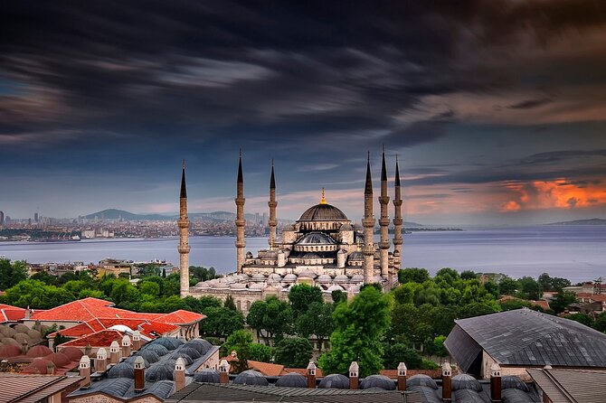 Istanbul Highlights: Guided Tour with Turkish Tea or Coffee - Meeting point, timing, and where your day actually ends