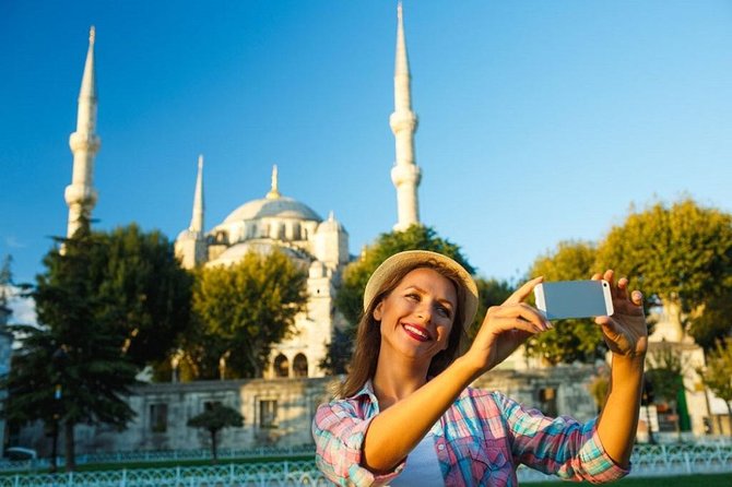 Istanbul Highlights Small-Group Walking Guided Tour - Starting With Pickup and a Smooth Morning Set-Up