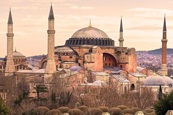 Istanbul Historical Tour with Guide, Lunch and Transfers - Hagia Sophia: awe factor is real, plan for logistics at the entrance