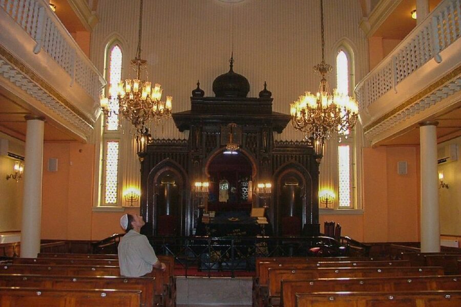 Istanbul: Jewish District 3-Hour Walking Tour - Jewish Quarter history, Galata streets, and contemporary art in one walk
