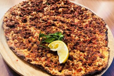 Istanbul Kadikoy Food Tour with 12+ Local Delicacies Tastings