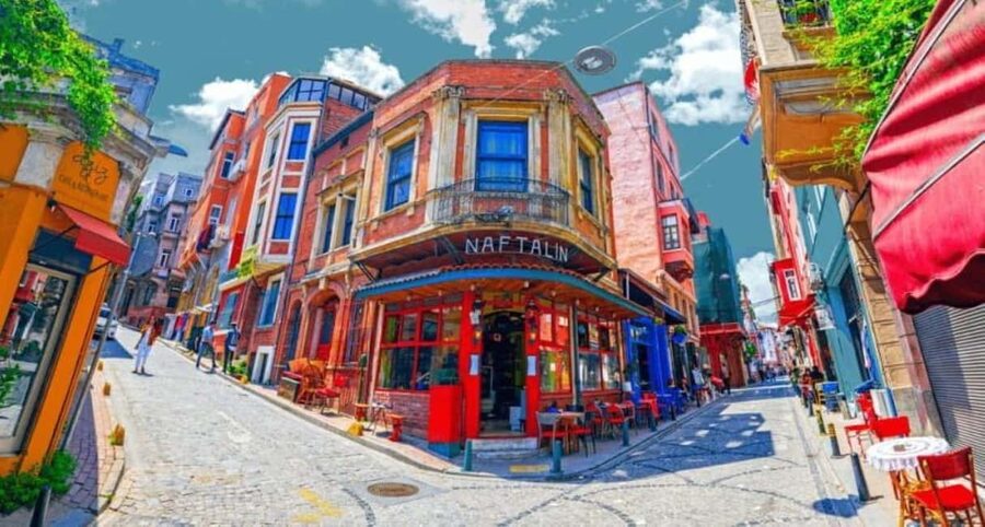 Istanbul: Old City And Bosphorus Bus Tour with Lunch - Balat and Fener Walking Time, Where Your Guide Does the Heavy Lifting