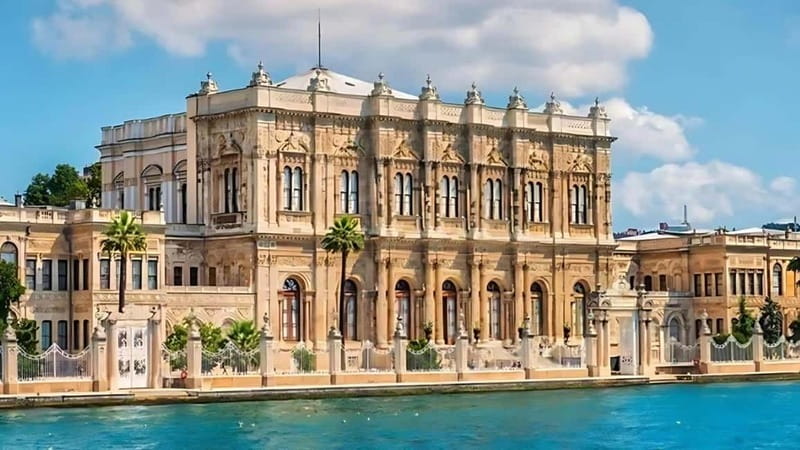 Istanbul: Old City Walking Tour - Small Group - Sultanahmet Square, Then the Blue Mosque: A Tight One-Two