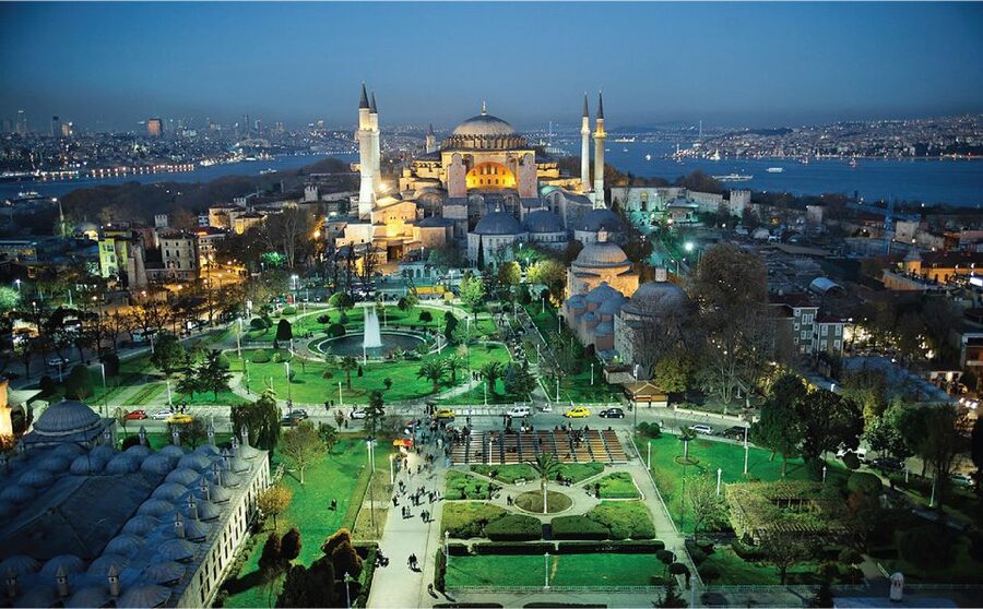 Istanbul: Old Town Highlights Tour & Bosphorus Cruise - Getting around efficiently, pickup, and why groups can feel slow