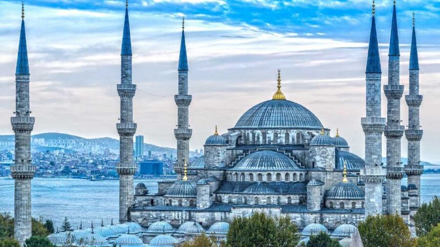 Istanbul: Old Town Tour and Bosphorus Lunch Cruise - Hotel Pickup and the Pace of a Real Istanbul Day
