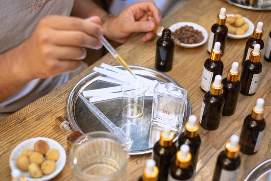 Istanbul: Perfume Making Workshop with Snacks and Drinks - Your label, bottle, and recipe card: the part you will actually use