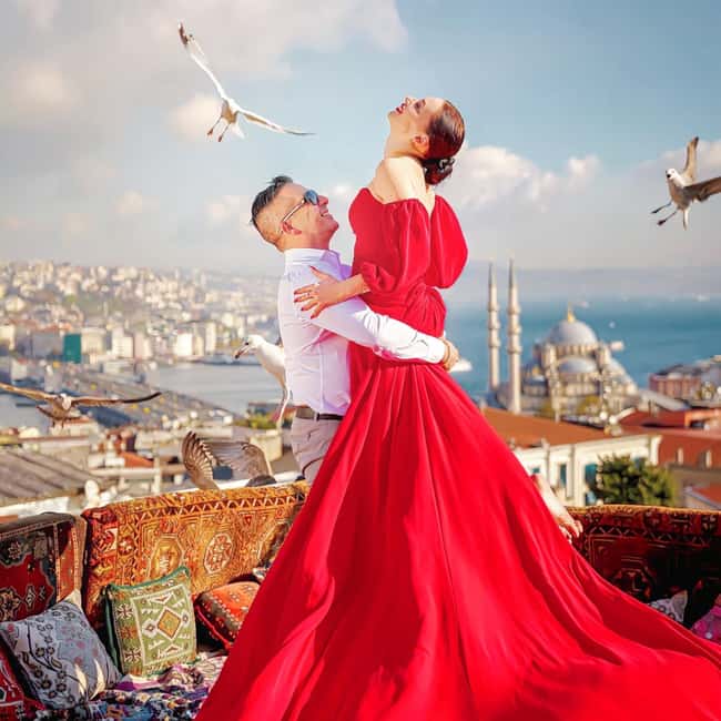 Istanbul: Photoshoot with Professional Photographer - Unlimited photos, but think like a director