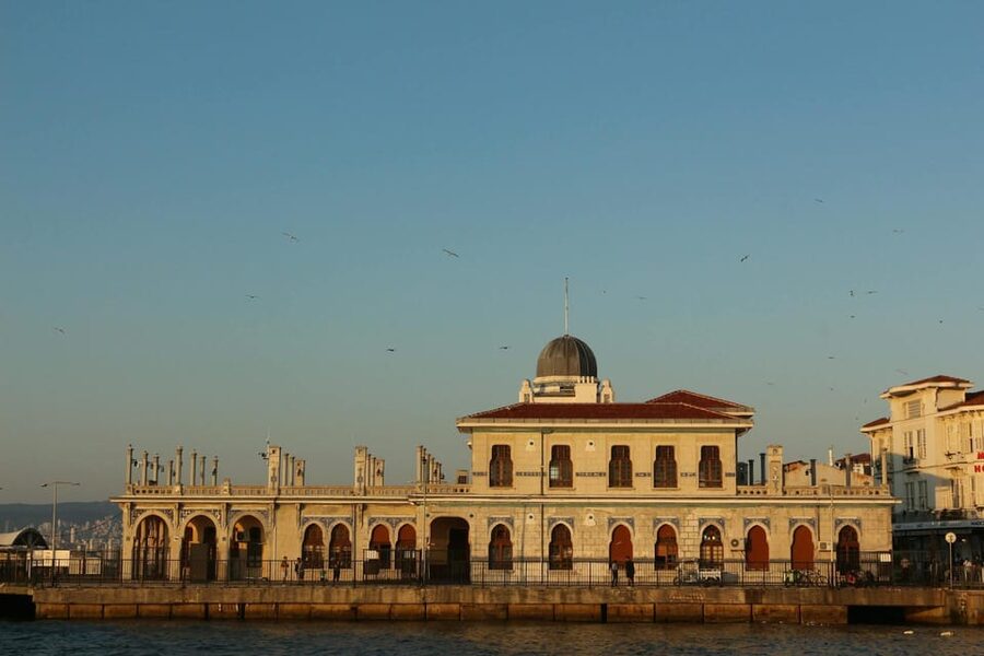 Istanbul: Princes Islands Walking Full-Day Tour - Büyükada on foot: mansions, quiet streets, and a slow pace that actually feels good