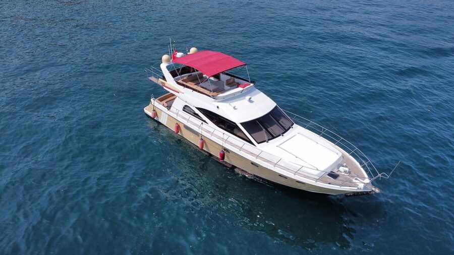 Istanbul: Private Bosphorus Strait Sightseeing Yacht Cruise - The Sundeck Reality, Comfort, and Photo Time
