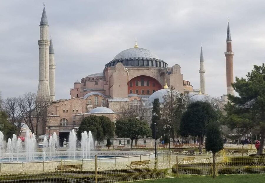 Istanbul Private Full-Day Highlights Tour with Guide - Hippodrome of Constantinople: The Stadium That Became a Landmark Trail
