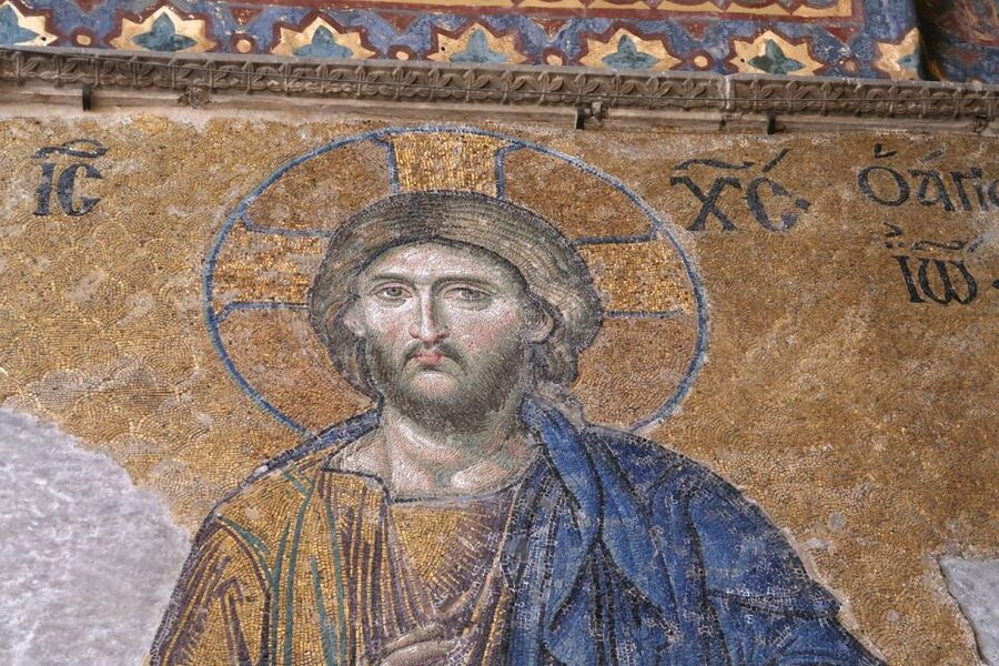 Istanbul: Private Full-Day Old City Highlights Tour - Sultanahmet Square and the Hippodrome: The Roman Track Under the Modern Crowd