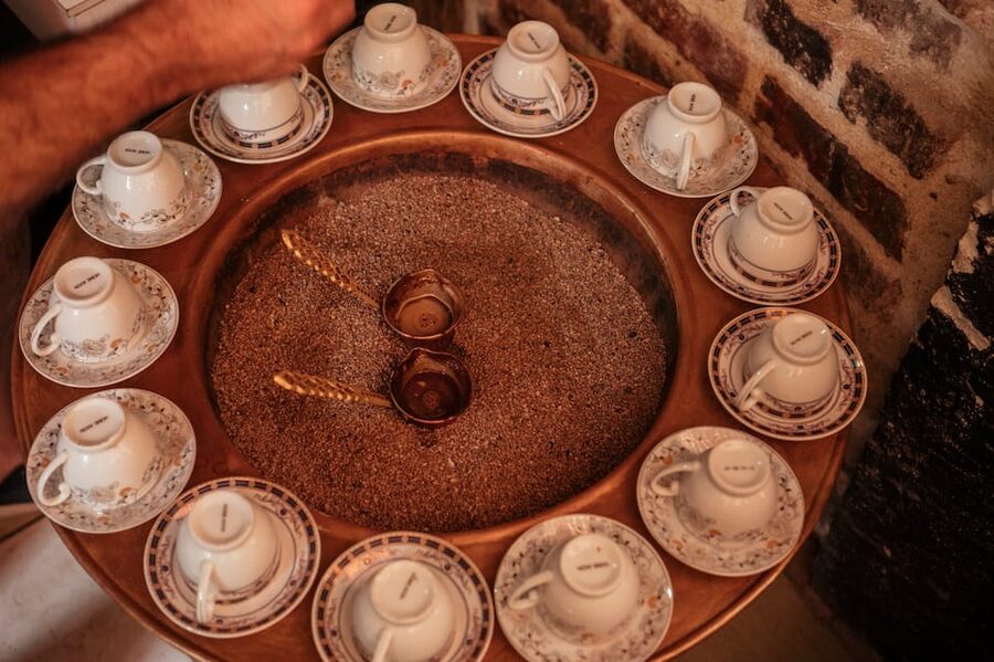 Istanbul: Private Guided Food Tour with 10 Tastings - Vegetarian alternatives that actually change the menu