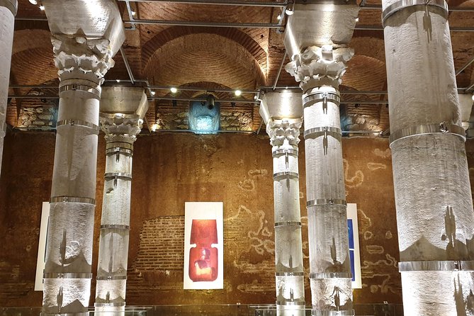 Istanbul Private Guided Tour for Layover Flight. Transfer incl. - Topkapi Palace and the Genoese watch tower: scale and views