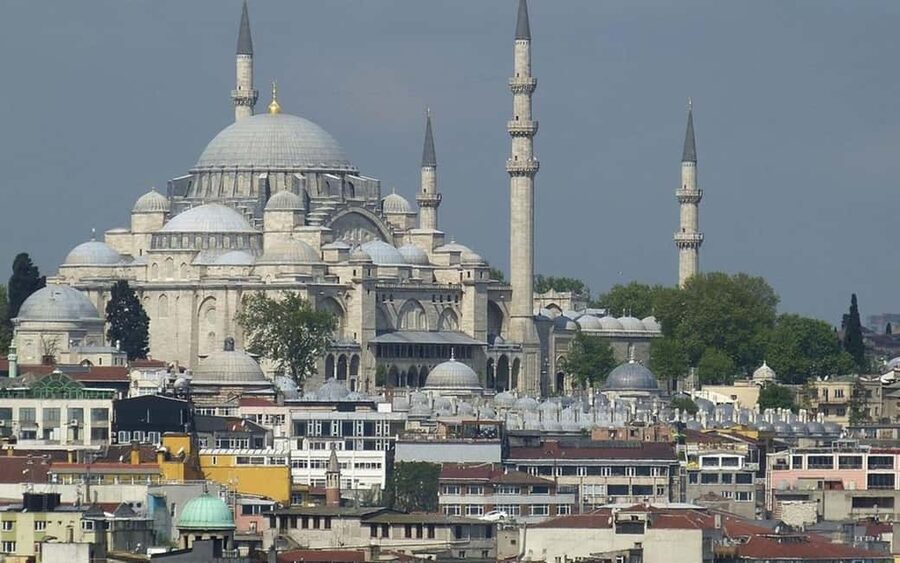 Istanbul: Private Sightseeing 2, 4 or 8 hours with a Local - Price and value: what $84 per person really buys