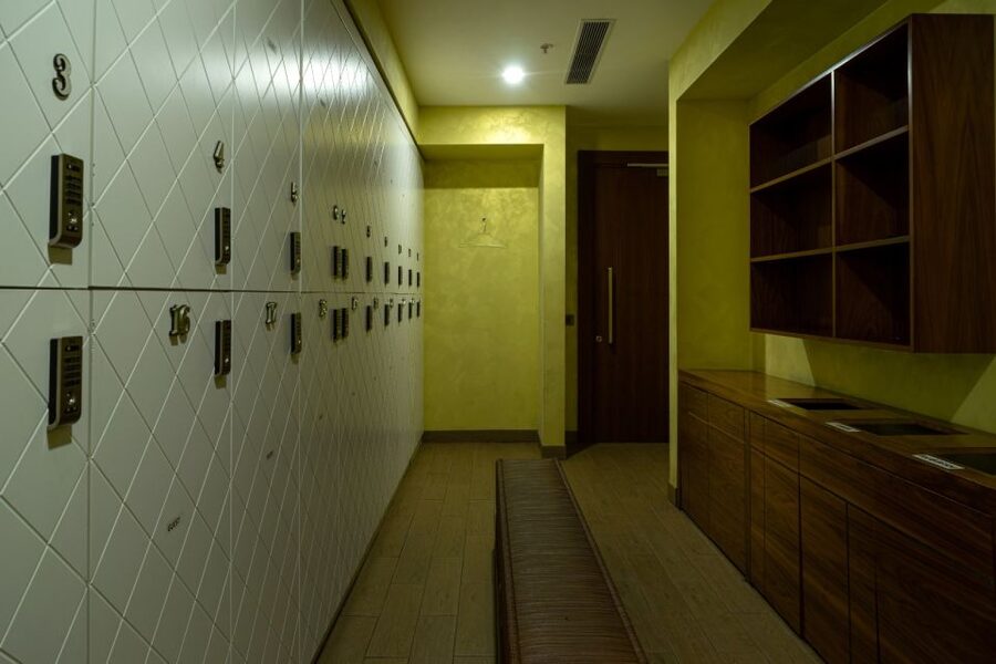 Istanbul: Private Turkish Bath, Massage, and Pool in Taksim - Small Watch-Outs: Wet Floors, Lighting, and Occasional Facility Issues