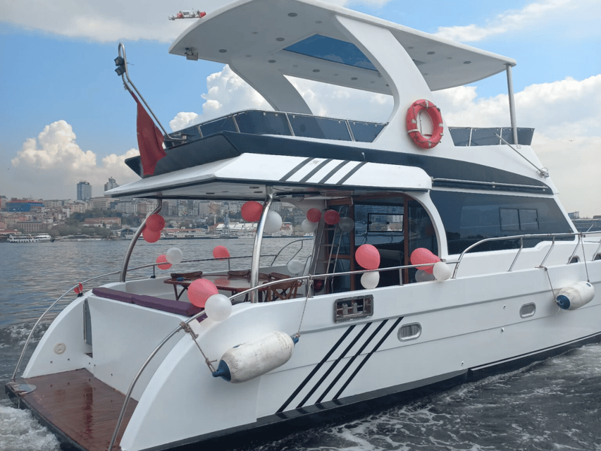 Istanbul: Private Yacht Organization on Bosphorus (14 Meter) - Transfers, catering, and extras: when to spend more, and when to keep it simple