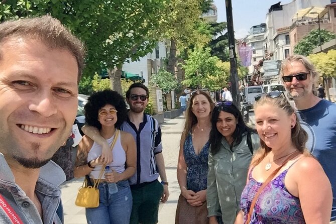 Istanbul Small-Group City and Secret Streets Tour with Guide - Tahtakale and the bazaar zone, shopping streets without the pressure